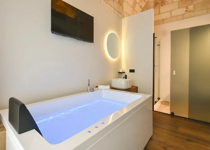 Ad Dimora & Pool - Housea * Polignano a Mare